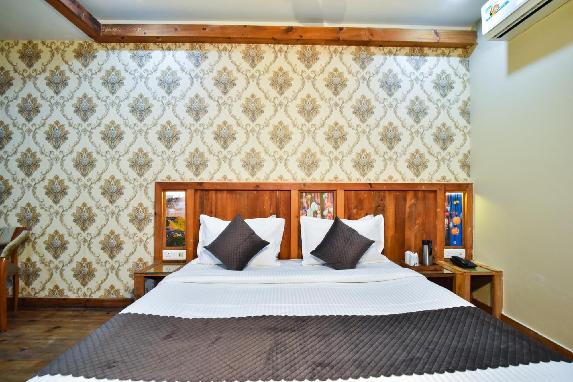 ดีส์ คาซา Hotel แมคลอยด์กันจ์ ภายนอก รูปภาพ