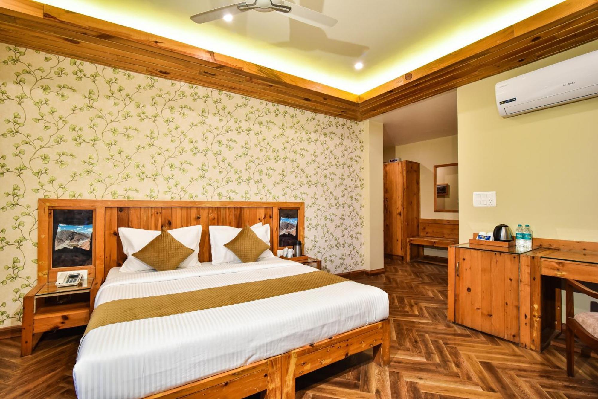 ดีส์ คาซา Hotel แมคลอยด์กันจ์ ภายนอก รูปภาพ